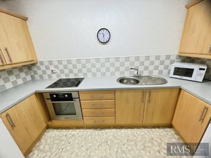 Photo 7- click for photo gallery